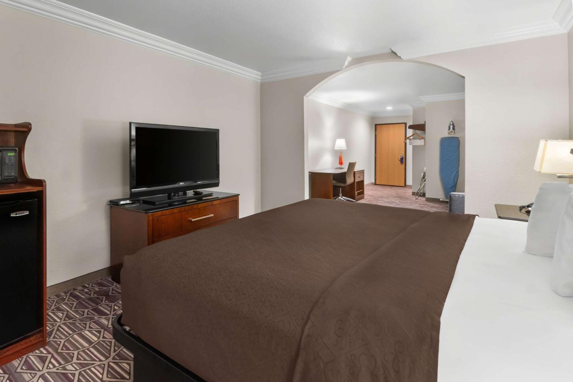 Surestay Plus By Best Western Fort Worth Benbrook Exteriör bild
