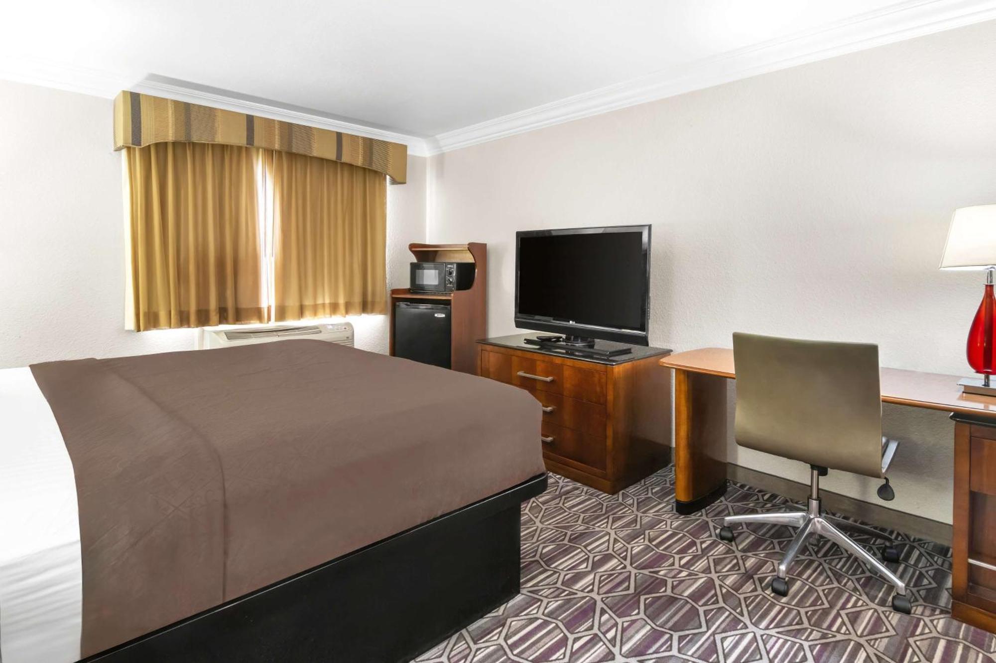 Surestay Plus By Best Western Fort Worth Benbrook Exteriör bild