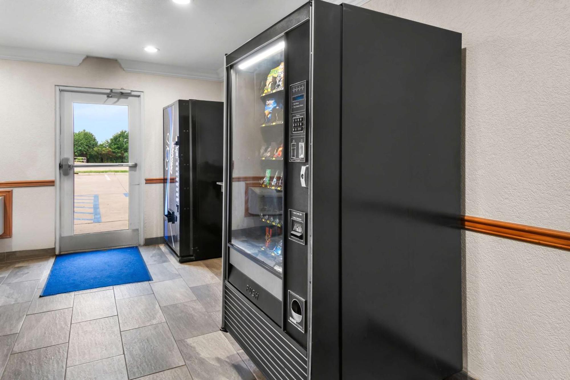 Surestay Plus By Best Western Fort Worth Benbrook Exteriör bild