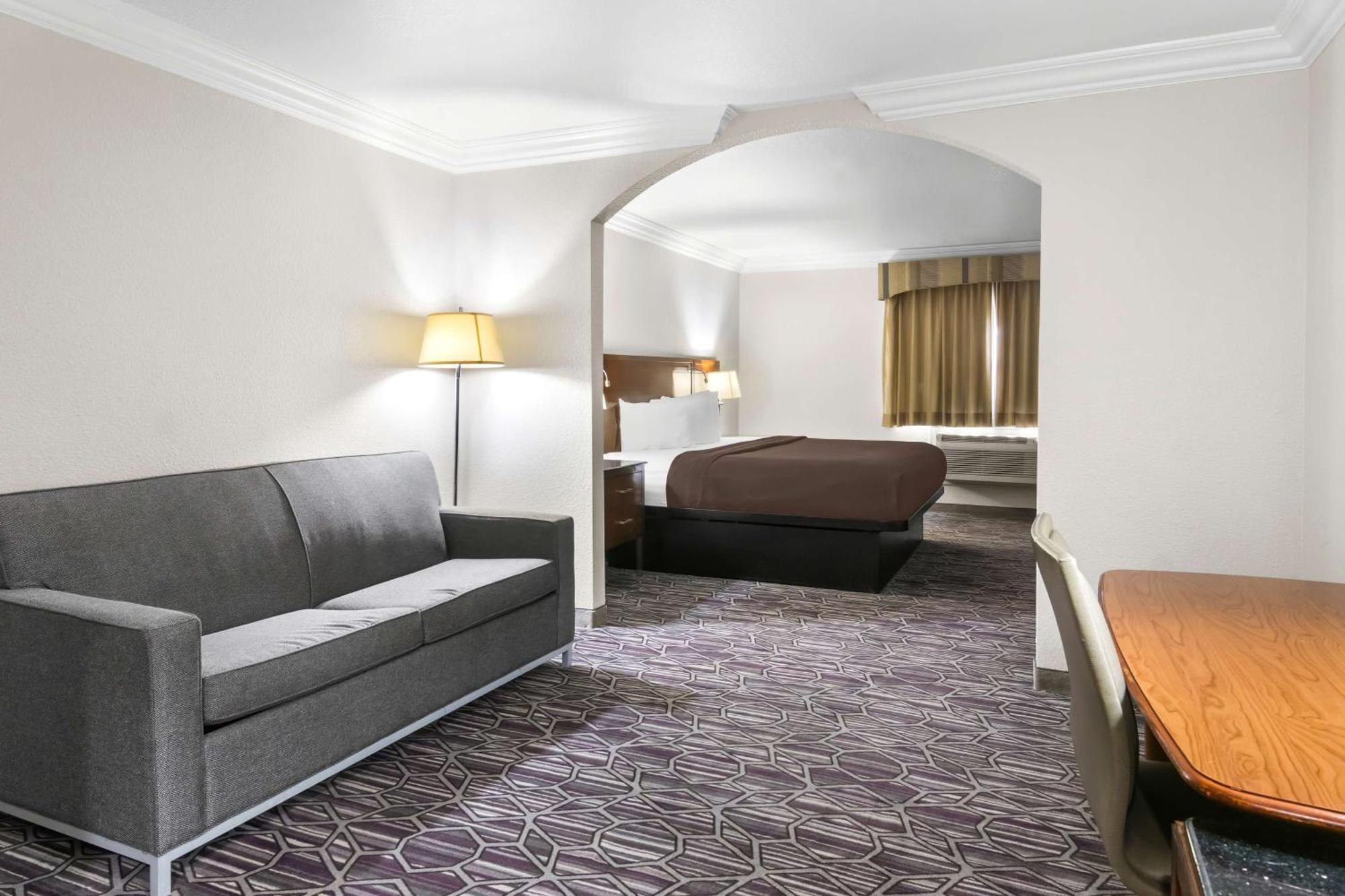 Surestay Plus By Best Western Fort Worth Benbrook Exteriör bild